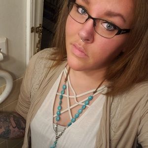 Meet your Posher, Tami